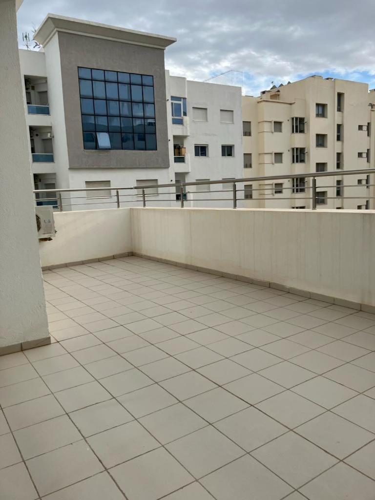 Magnifique Avec Terrasse Tunisie Mall Apartment Tunis