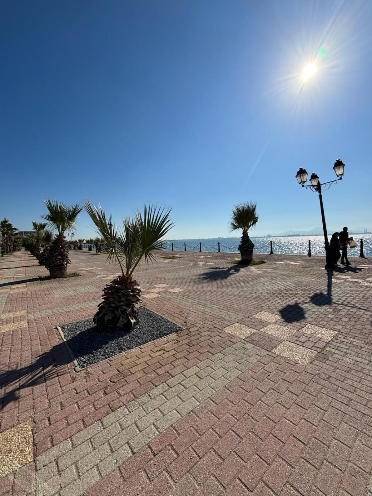 Magnifique Avec Terrasse Tunisie Mall Tunis